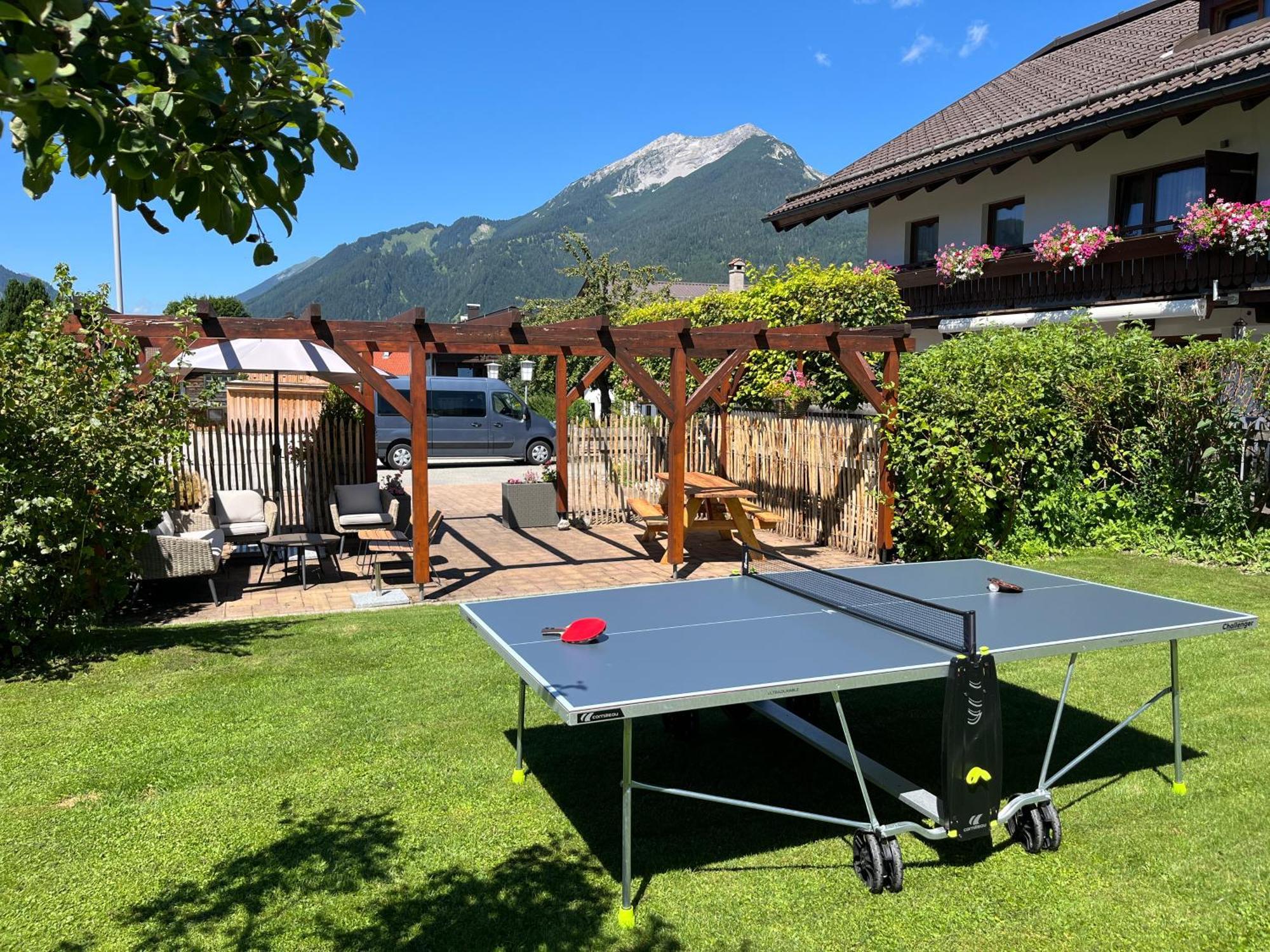 エールヴァルトHaus Alpenblumeアパートメント エクステリア 写真